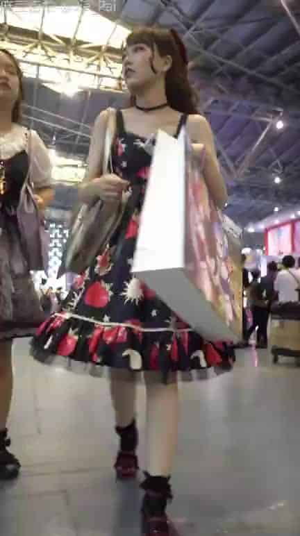 75720199-cfc5-4e27-a80d-13648559c293.mp4