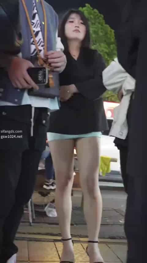 5942b653-b32b-4688-b34e-bcca6a9addc2.mp4