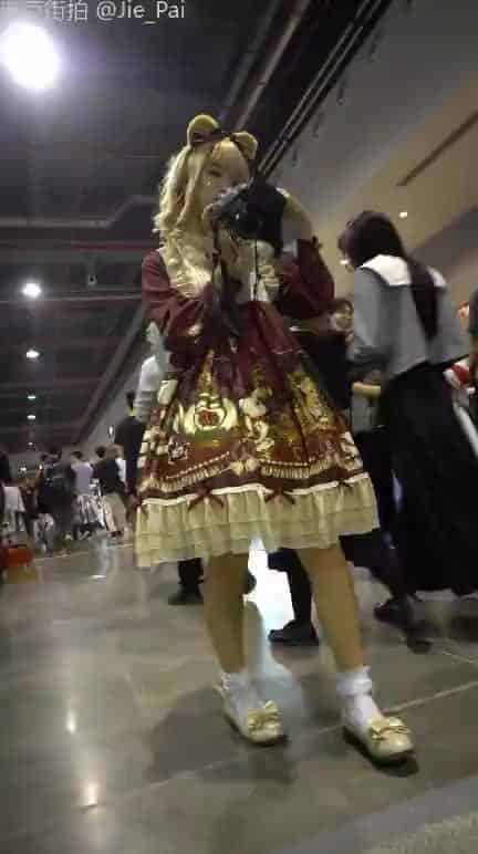 6e0dc898-b14b-4d23-95be-5fbe0e71588d.mp4