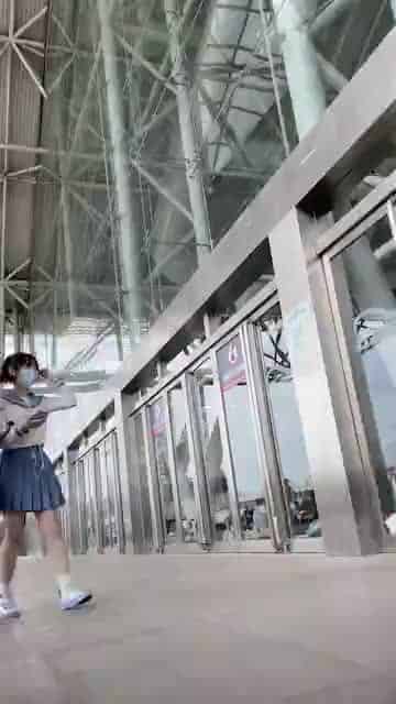 6a92bb77-2861-4320-80de-5786661bd984.mp4