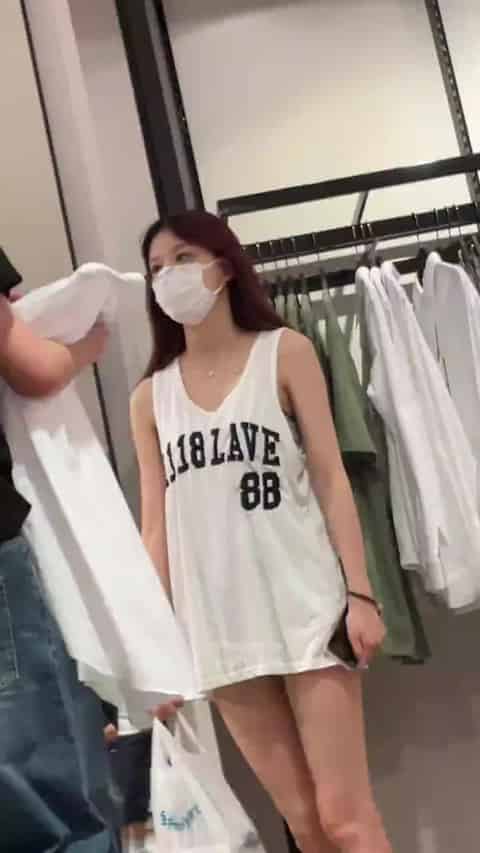 9cf7f72f-f4b7-44b9-98be-a1a82fde3ea6.mp4