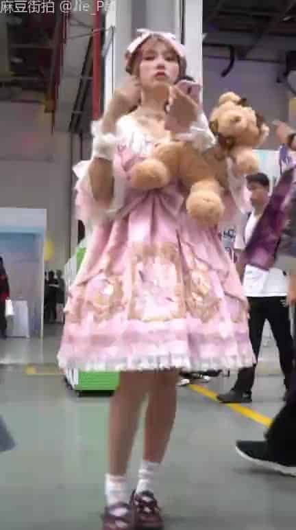 4437a37f-280c-4805-b1a6-627856a53318.mp4