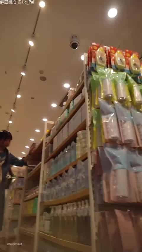 5579fd9e-36c6-4e1f-9a1e-3f09ec5d0a3f.mp4