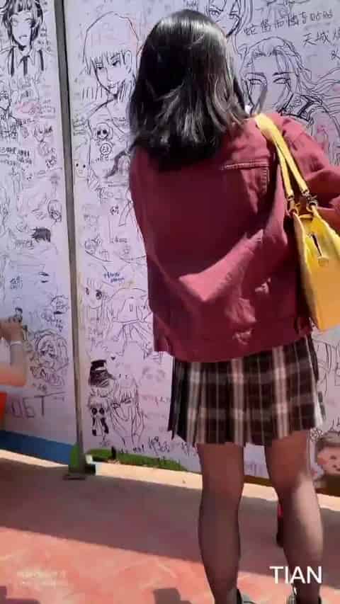 63c4c2ec-d480-4883-854c-3aea96dbdcba.mp4