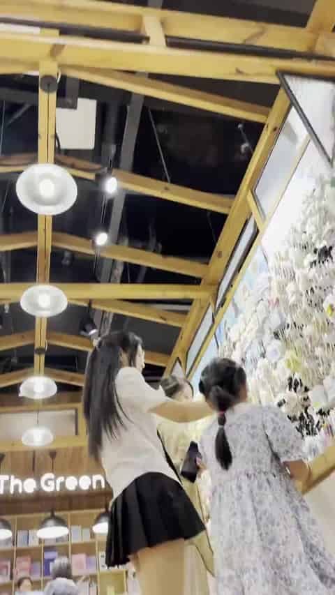 518b75f1-279c-4ee9-800b-fc5f19a654e4.mp4