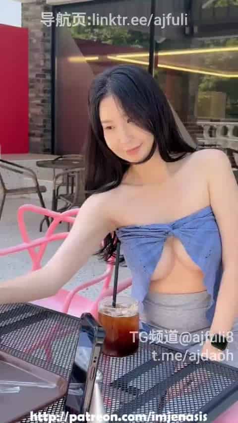 5dc86db9-d231-4e35-bfa8-f2946ba1a5ef.mp4