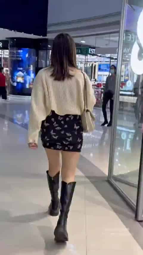 9ec4bce3-83fb-4219-ae94-1041011e725c.mp4