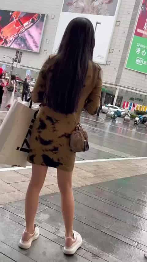 545113ea-abdb-42f5-8565-0398af8814c2.mp4