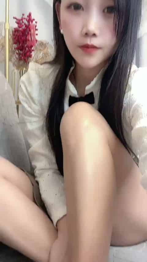 9c0dd864-2b7d-47a1-a2cf-73aed80be3a2.mp4