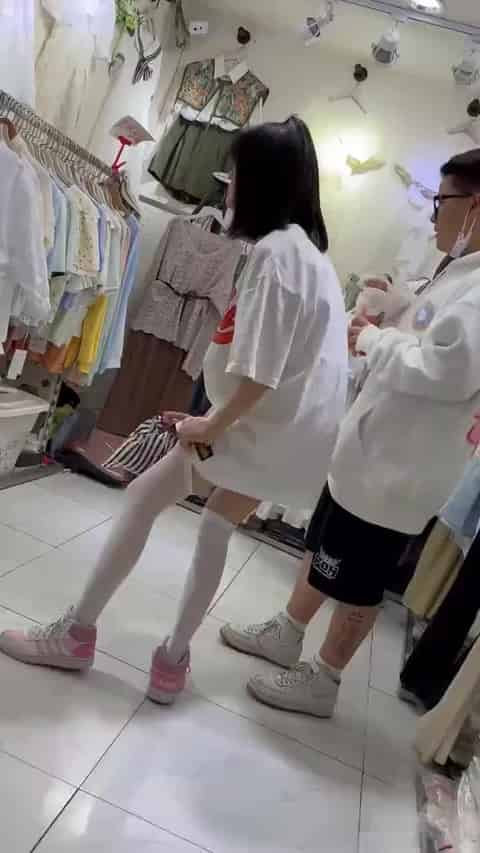 1946d552-f6f1-4bb0-895c-a142140eff3d.mp4