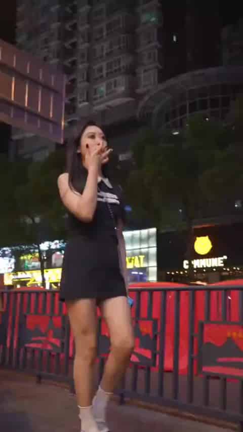 a04e8083-694c-4582-8e78-039f771967f7.mp4