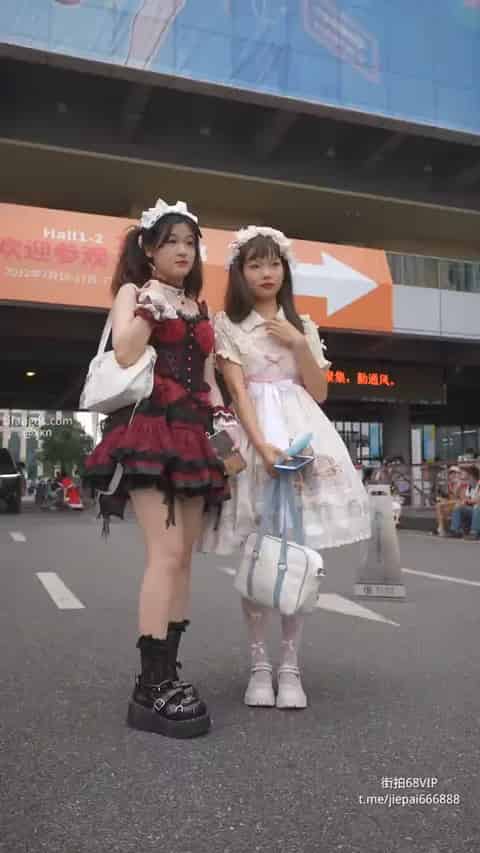 81d12f96-1d0b-43d0-a98e-fa5b3978c58f.mp4