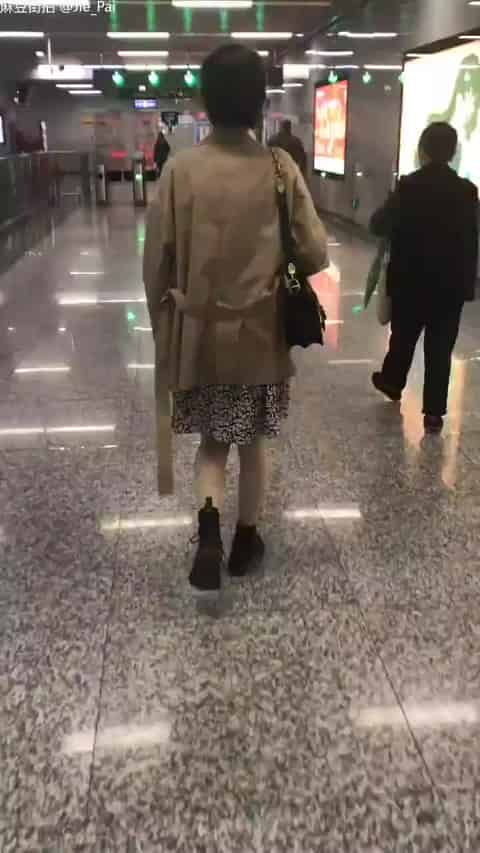 8c5e17c4-150a-4eba-8548-e2a38278105b.mp4