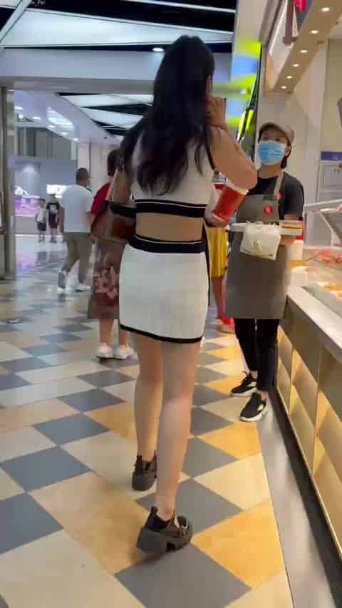 2fb1ac53-23ac-4ca5-a4c5-275724f690fb.mp4