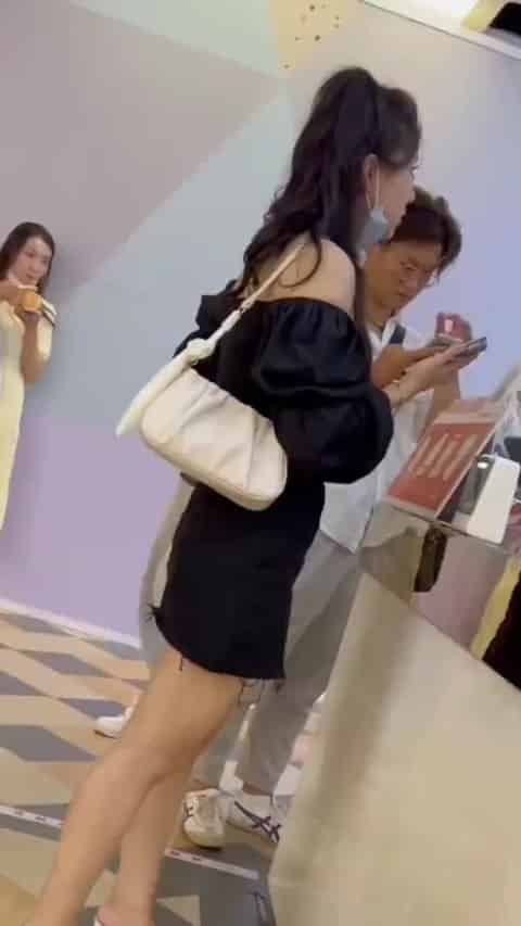 d2726a7d-80bc-4e9d-936a-634068eaf6cb.mp4