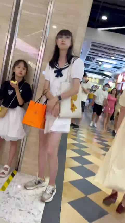 5c061830-c5b5-4431-ab9d-4b14e41de181.mp4