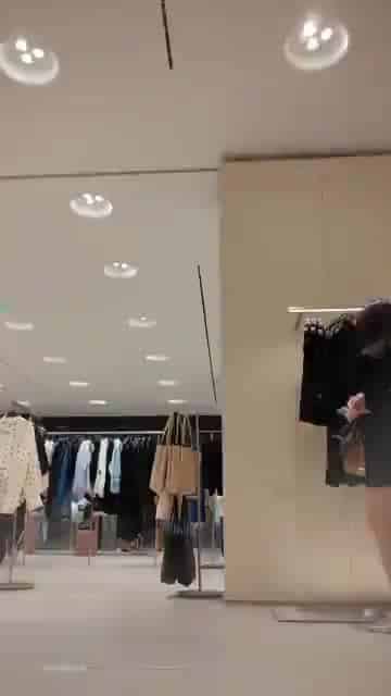 e5e77aa7-1b12-4902-bf47-7b847046edee.mp4