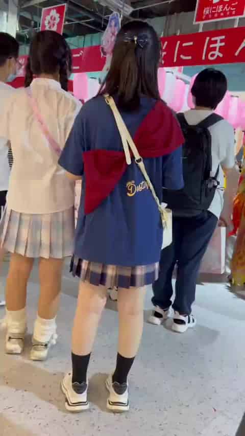 9fb88a36-3fce-4351-aab1-3d074a651ceb.mp4