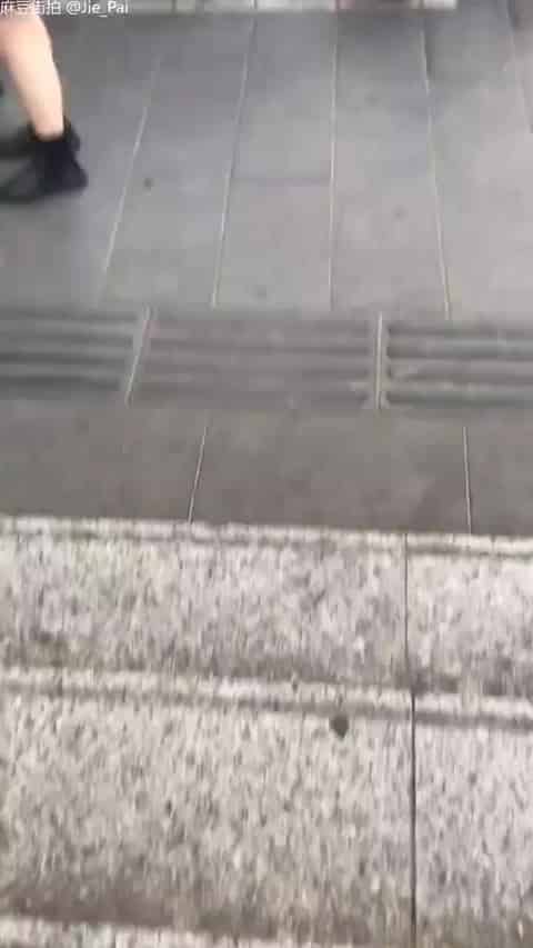 19e1448e-ff8b-43aa-af78-d05b68cba574.mp4