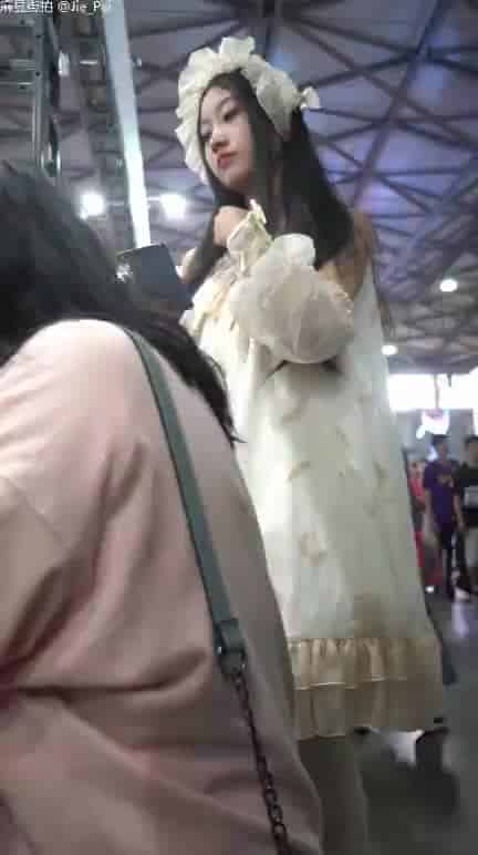 611bbb65-7f0a-44c5-b120-211b0c3ac029.mp4