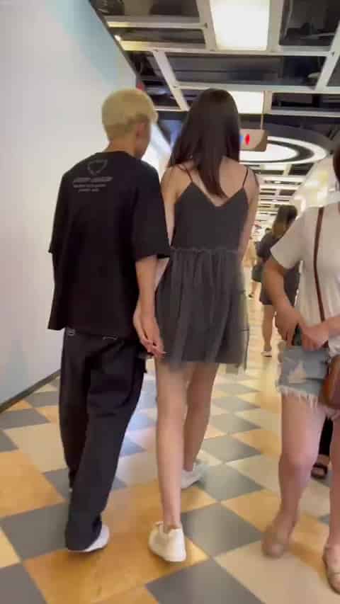 00f13589-9bab-4312-b474-67c6b0ec1545.mp4