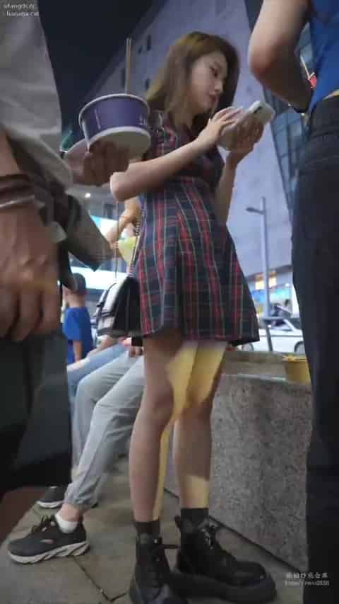 0ffb3026-ef69-4285-83b1-95cd0ccba364.mp4