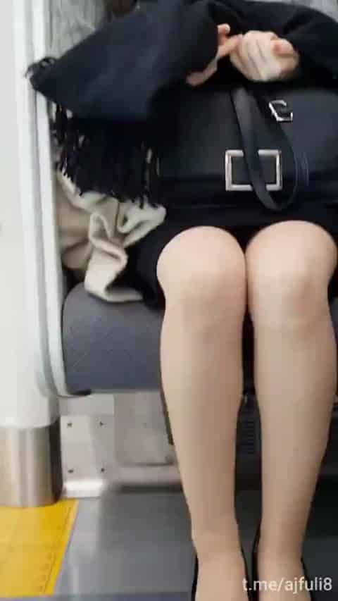 c99552d9-6d80-40e0-aff6-ce155637cb45.mp4