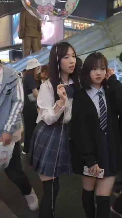 d56e466e-dd0b-482b-9e38-ff12e30139e3.mp4