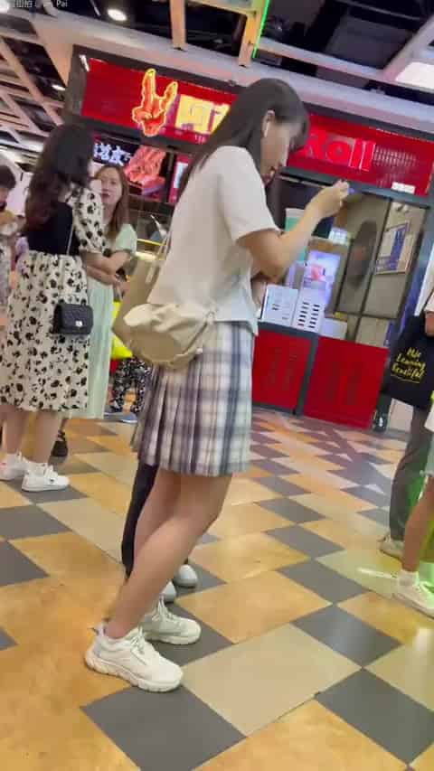 490c93dc-5d1c-4472-b2a8-852f772f1daa.mp4