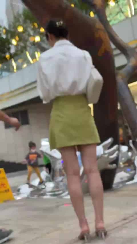 eb3820ca-ff8f-4a8f-9c86-eab42e7d1707.mp4