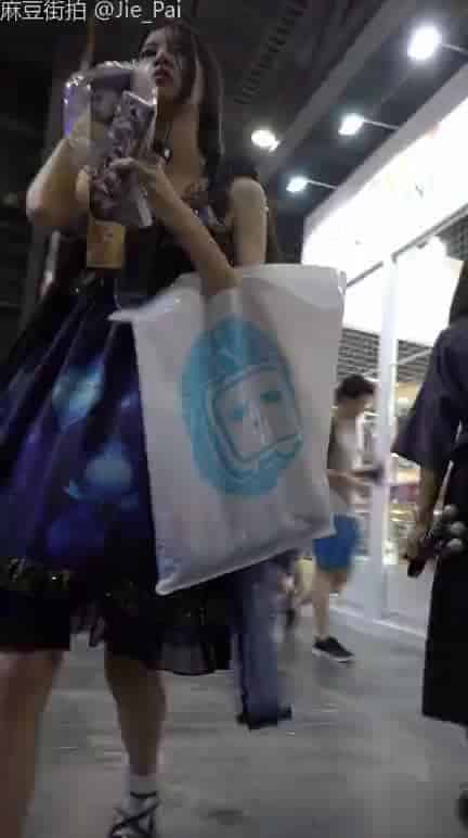 2f2a2e0b-85ec-403b-b2f3-15b5512f7d90.mp4