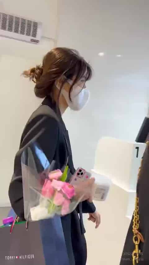 a1be8087-a62d-470f-aed0-4a1b19b07f32.mp4