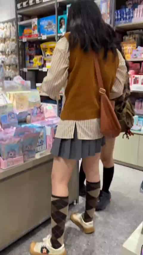 fcfe07bf-07d4-4fa2-b173-d22e3adb7328.mp4