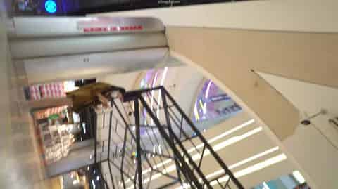 19f1c069-9ca8-4822-bfb5-018790fb2299.mp4