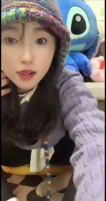 3e28303e-646b-4fb1-9245-0e38c47db0ee.mp4