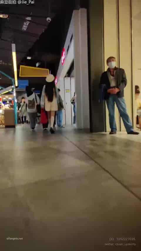 dfecf70d-baff-4f7b-8d57-73a0c6b97d8f.mp4