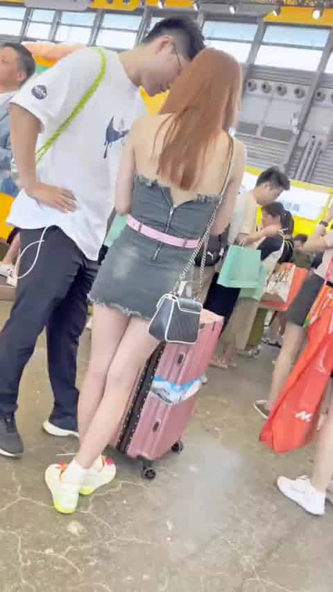 4722a677-abdb-41c7-903d-de367e2b0bfc.mp4