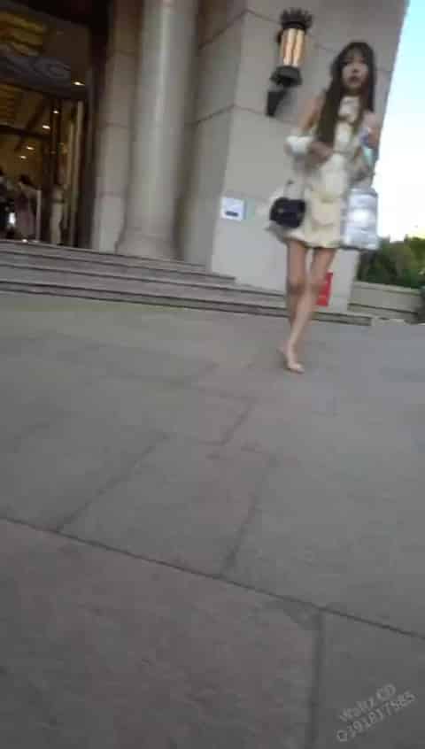 23d5d0a9-9e0d-4025-99c4-0837b9e687c0.mp4