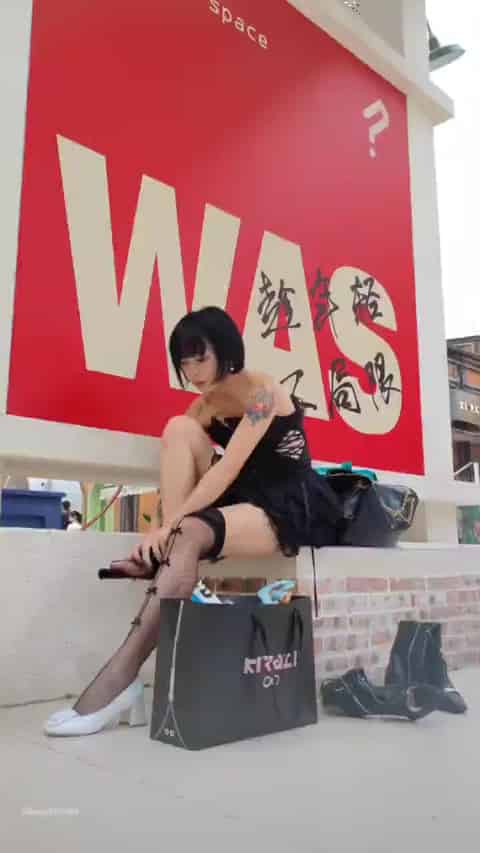 06cf0da3-ba5d-4c4b-8461-44b31a42cc97.mp4