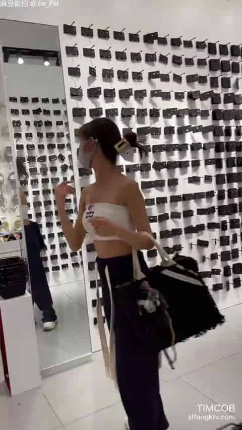 c5642bf2-a10e-4014-b8d7-4557e0926337.mp4