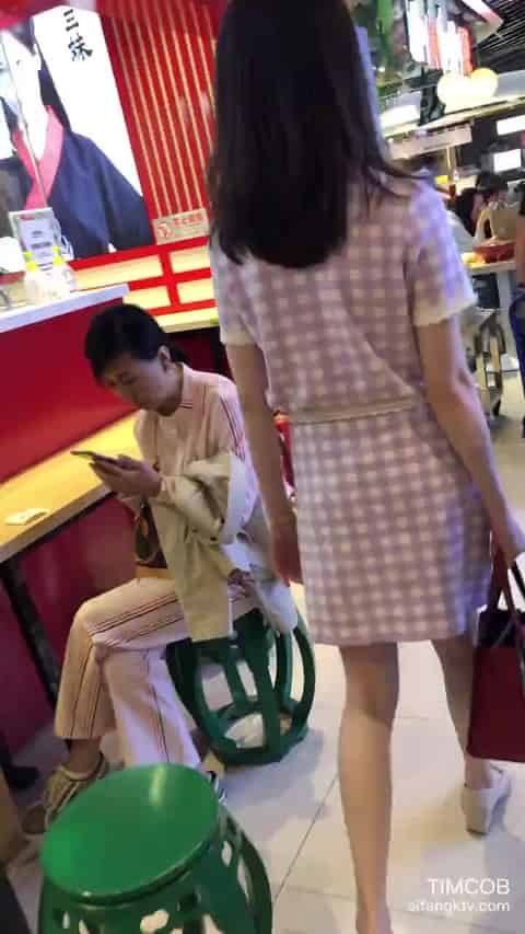 1f14c361-3ff2-4bb0-b1a6-766db3bd4b00.mp4