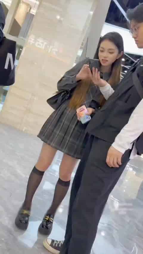 001645f5-bf2a-416f-b164-f5ea76caab6b.mp4