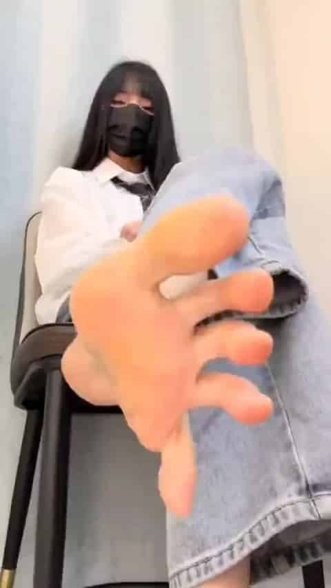 0af18353-53a0-42c8-9d4f-27c8c9987115.mp4