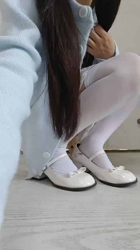 ed5b7155-9bcf-4faa-8df8-43b4adda8eee.mp4