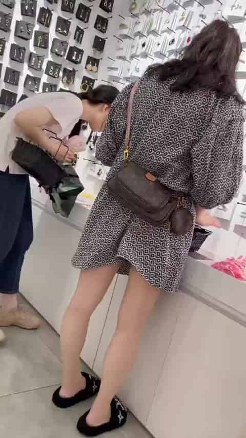 00eb4b3e-9c52-418f-98f4-48584cf88030.mp4