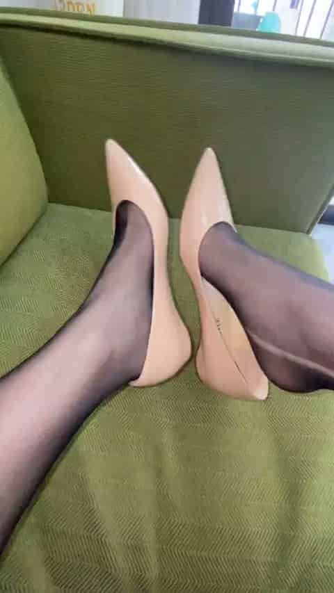 fb7cee94-9613-40c6-86fe-49c3aa19a4d8.mp4