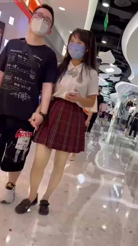 0ff7cdea-a309-4d0d-8a21-ee6ed9a1dfab.mp4