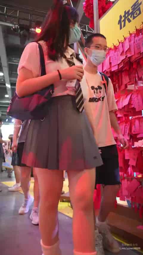 a5ade488-421e-459f-b7e3-00a2cc26c080.mp4