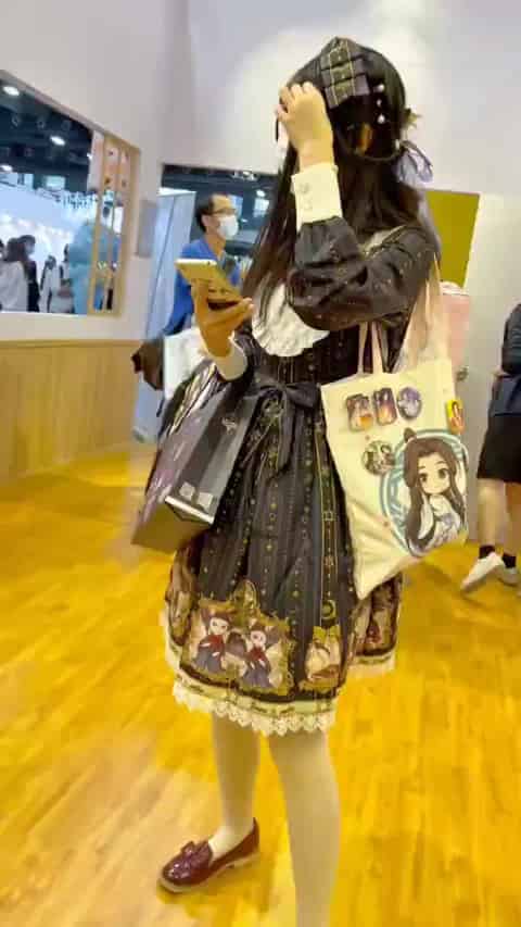 19758359-9d37-4cc7-b224-749e6affbe07.mp4