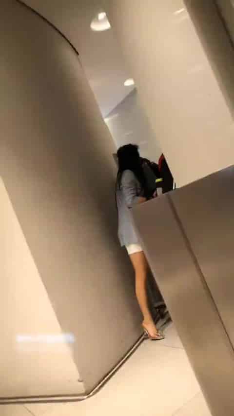 a68ad657-fd6e-4151-a420-fd241855dfe7.mp4